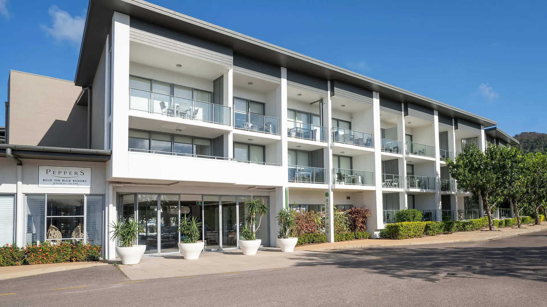 Peppers Blue On Blue Hotel Nelly Bay Australia