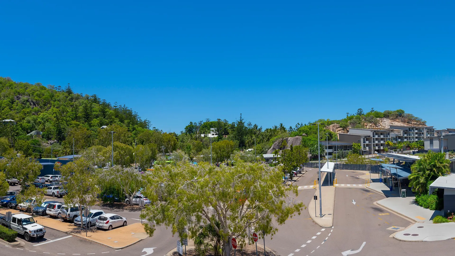 ***** Resort Peppers Blue On Blue Hotel Nelly Bay Australia